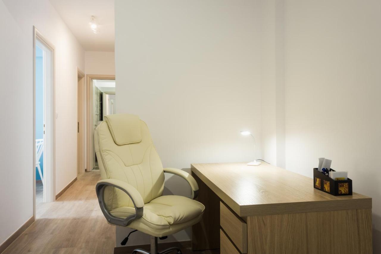 Comfort Zone Apartment In The Heart Of Athén Kültér fotó